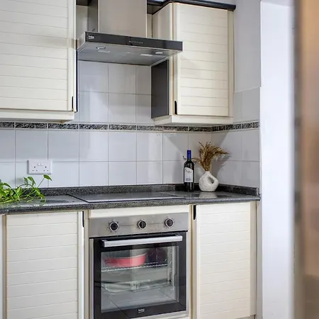 New 3br W Stunning Views By Sf Homes شقة